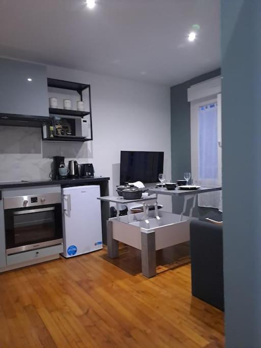 Ferienwohnung T2 Tom Krist. / Circuit 24H / Oasis /Antares Le Mans Exterior foto